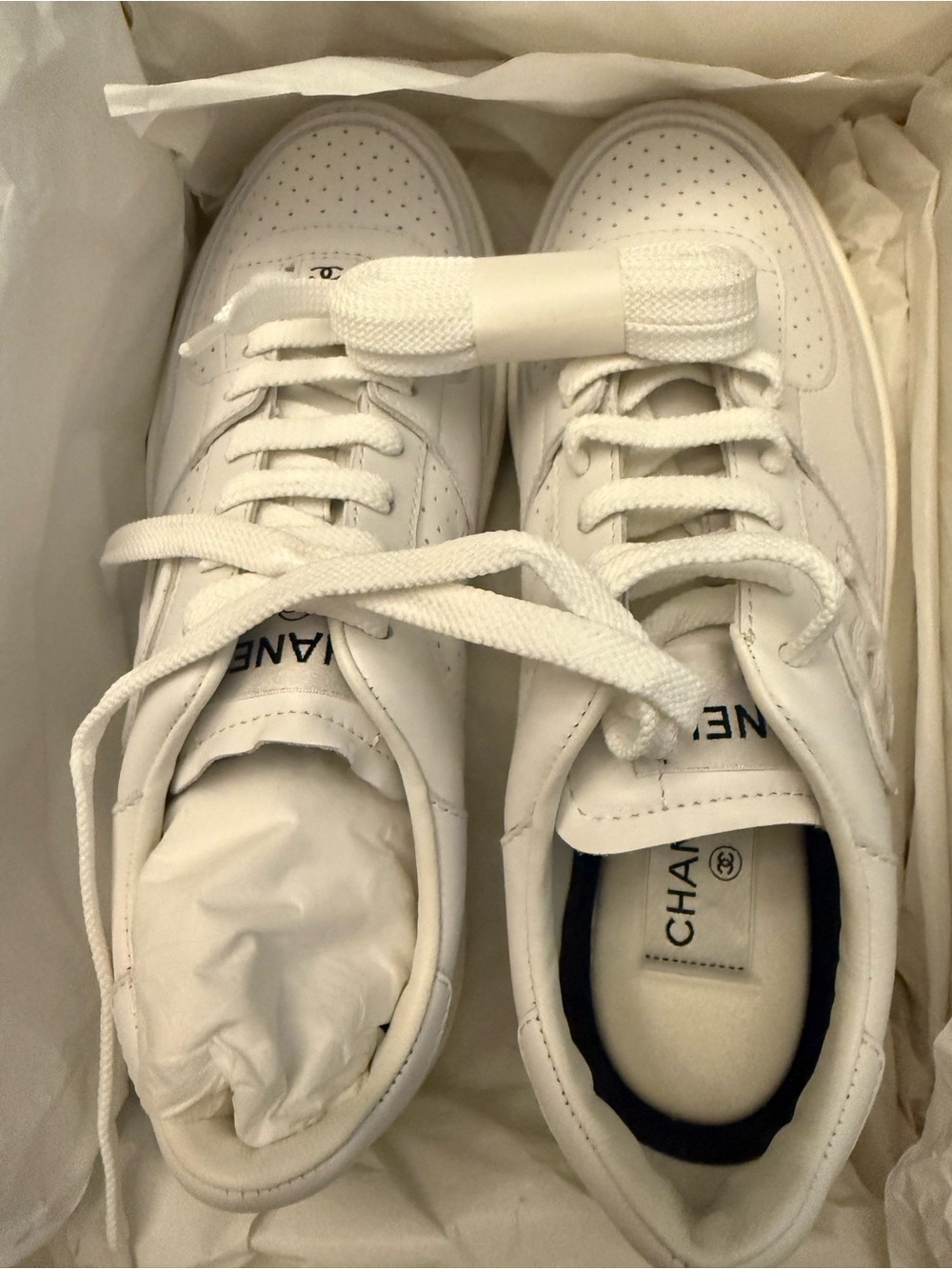 CHANEL White Leather Low-Top Sneakers with Black Insole Trim
